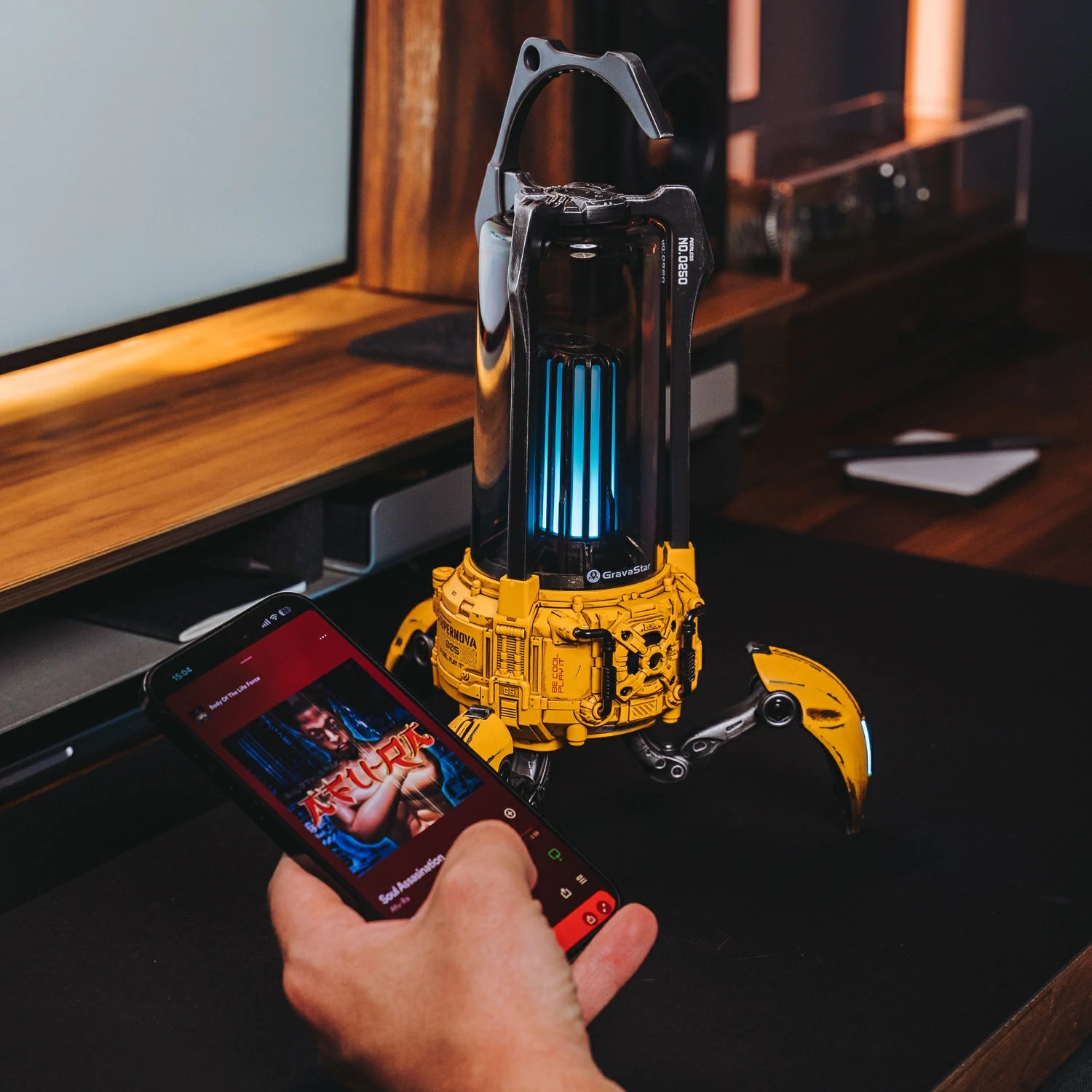 Supernova Bluetooth Speaker - War Damaged Yellow