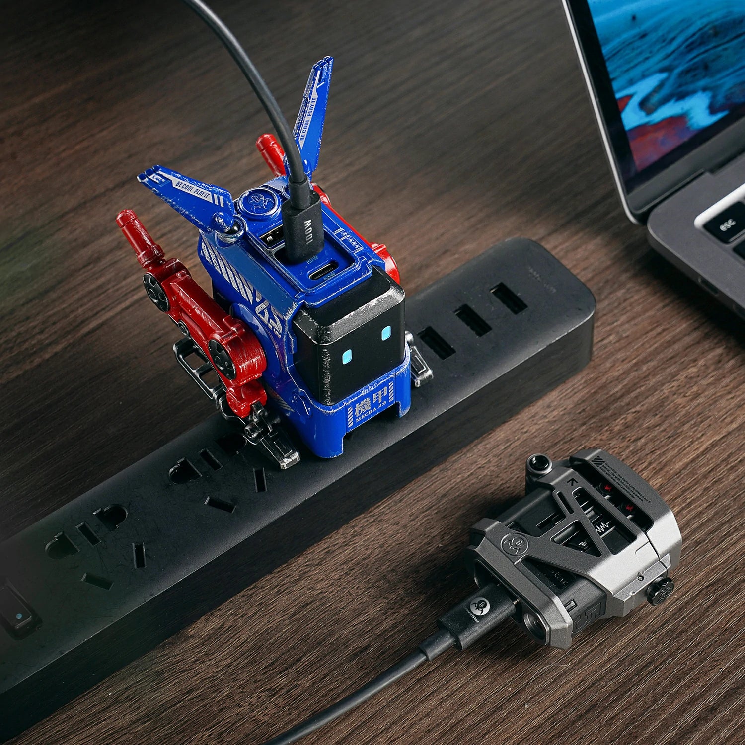 Alpha65 GaN-65W-Schnellladegerät – Kampfblau