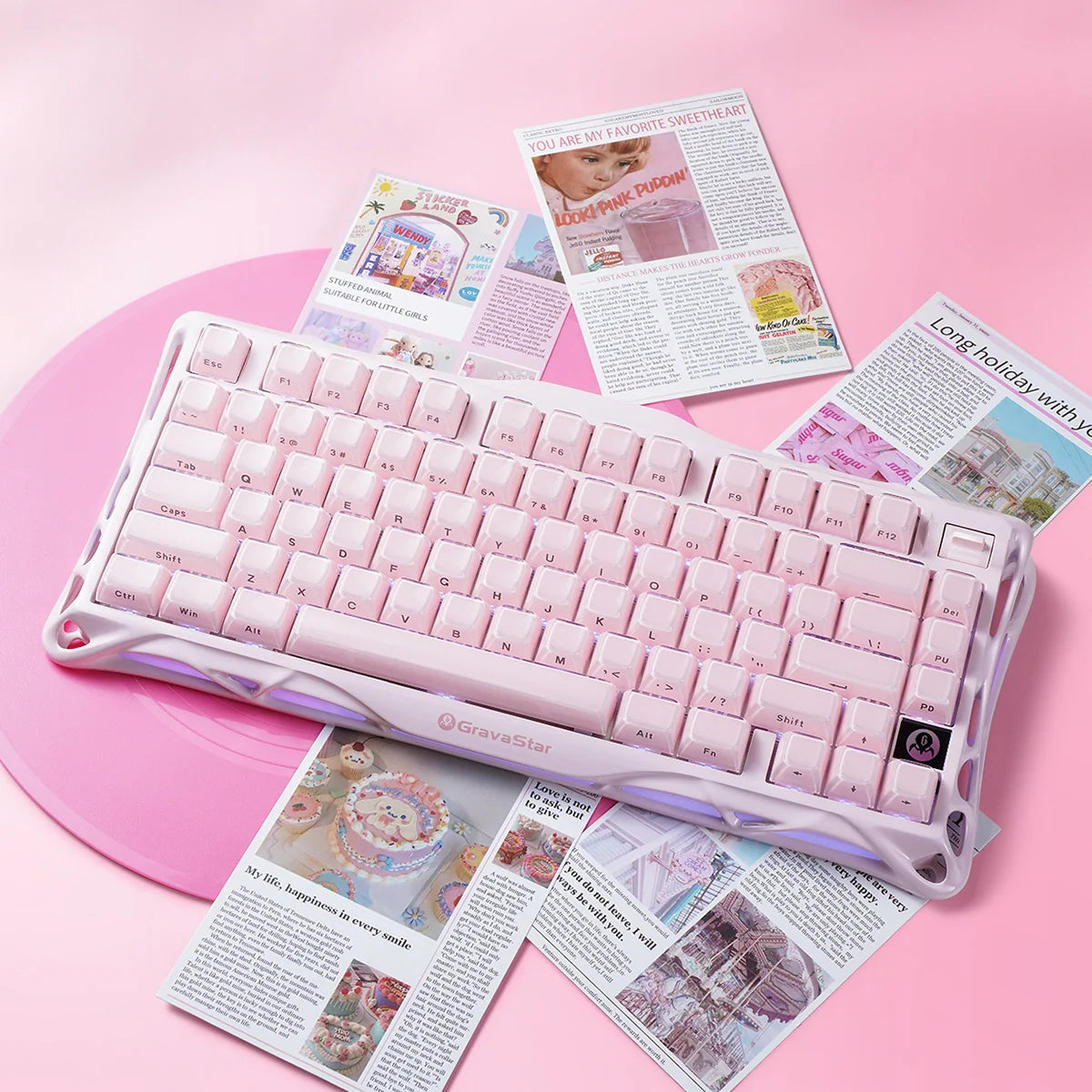 Mercury K1 Gaming-Tastatur – Sakura-Rosa-Sonderedition
Elegante 75% mechanische Gaming-Tastatur in zarter Sakura-Rosa Sonderedition
Erleben Sie Gaming-Eleganz in ihrer schönsten Form mit der Mercury K1 in der exklusiven Sakura-Rosa-Sonderedition. Diese premium 75% Gaming-Tastatur vereint japanische Kirschblüten-Ästhetik mit professioneller Gaming-Performance – perfekt für deutsche Gamer, die Wert auf Stil und Funktionalität legen.