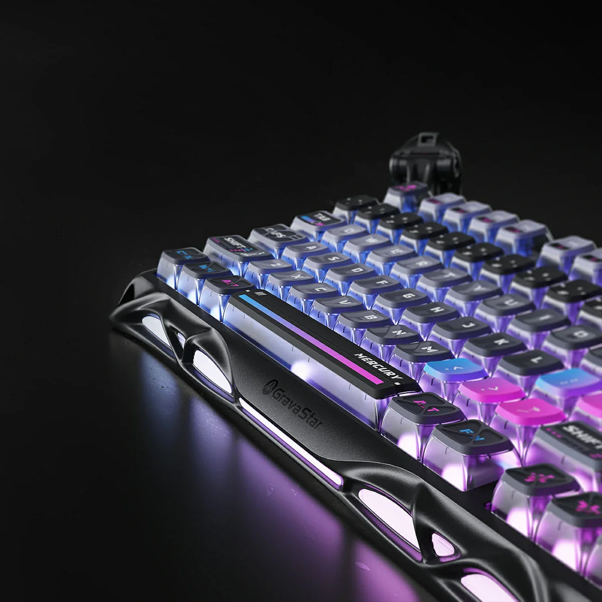 Mercury K1 Pro Gaming-Tastatur – Galaxie-Schwarz
Premium 75% mechanische Gaming-Tastatur in mystischem Galaxie-Schwarz mit kosmischen Sterneneffekten und Hot-Swap Technologie
Tauchen Sie ein in die Unendlichkeit des Gamings mit der Mercury K1 Pro in mystischem Galaxie-Schwarz. Diese Premium-Gaming-Tastatur vereint kosmische Ästhetik mit erdgebundener Präzision für ein Gaming-Erlebnis jenseits aller Grenzen – perfekt für deutsche Gaming-Enthusiasten, die nach den Sternen greifen.