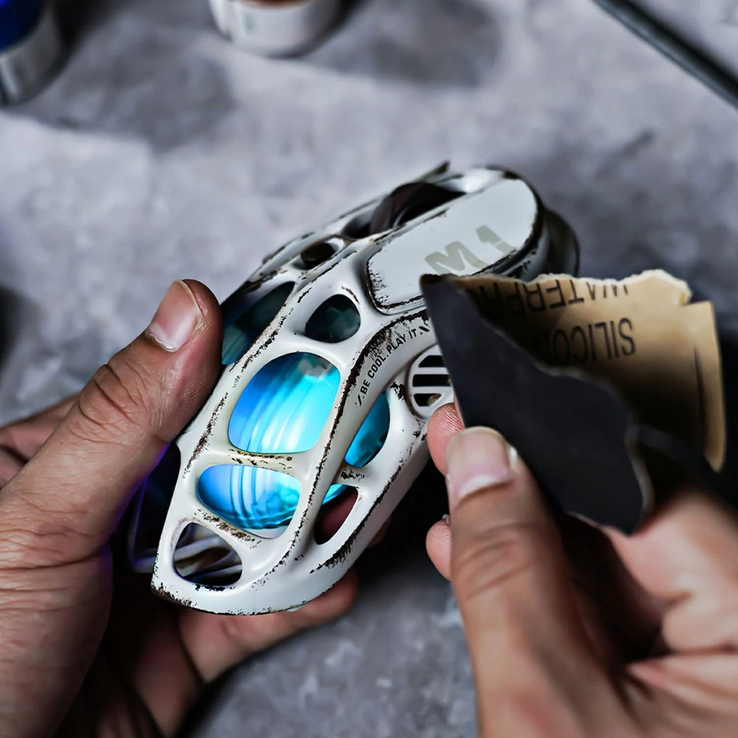 Mercury M1 Pro – Battle Silver